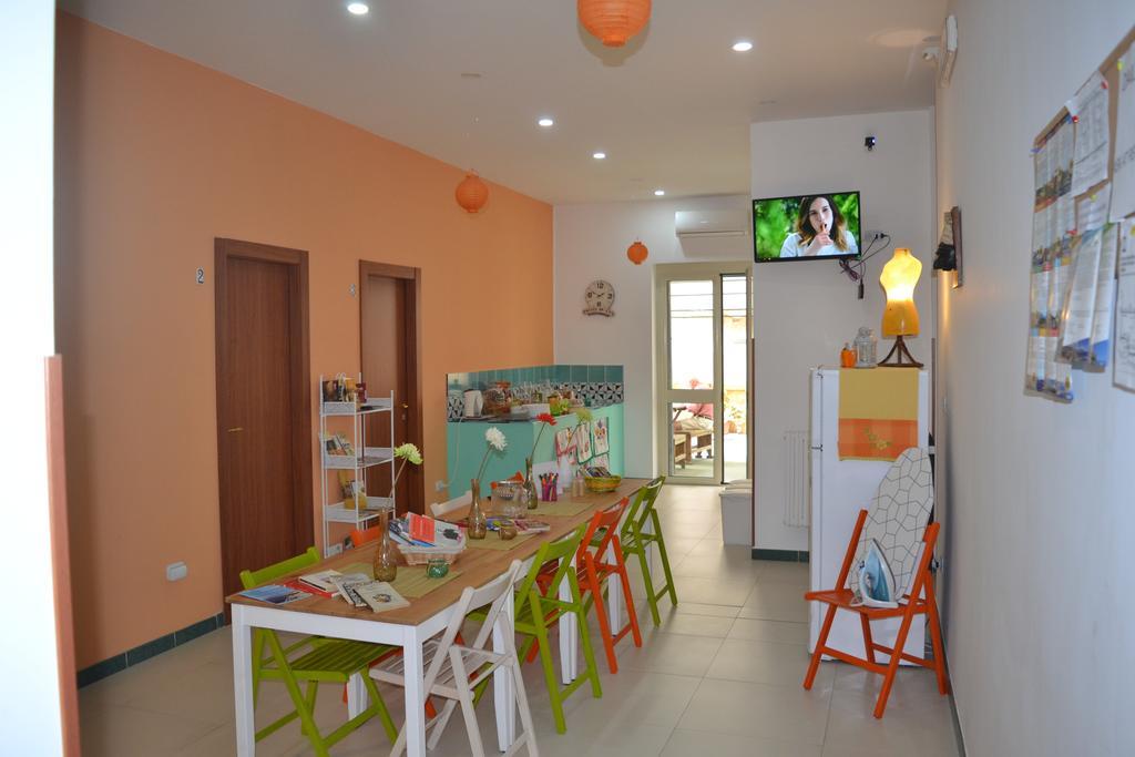 B&B Anna'S Family Terrace เนเปิลส์ ภายนอก รูปภาพ