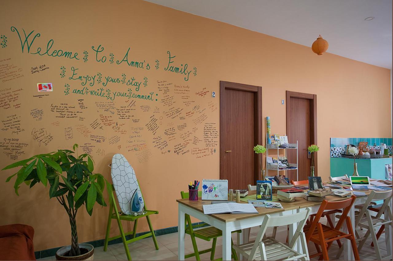 B&B Anna'S Family Terrace เนเปิลส์ ภายนอก รูปภาพ